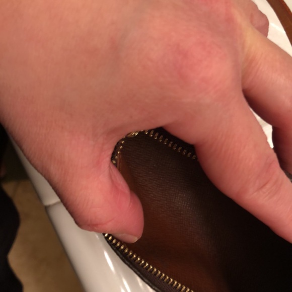 LOUIS VUITTON Monogram Mini Papillon - Picture 6 of 6